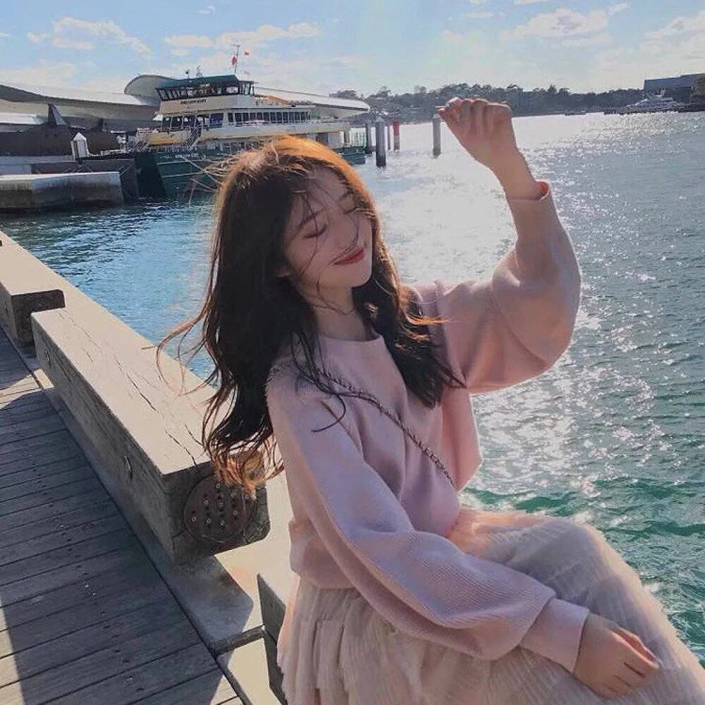 小红帽:狼人猎手海报
