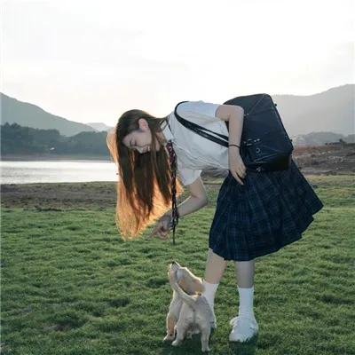 乱战海报